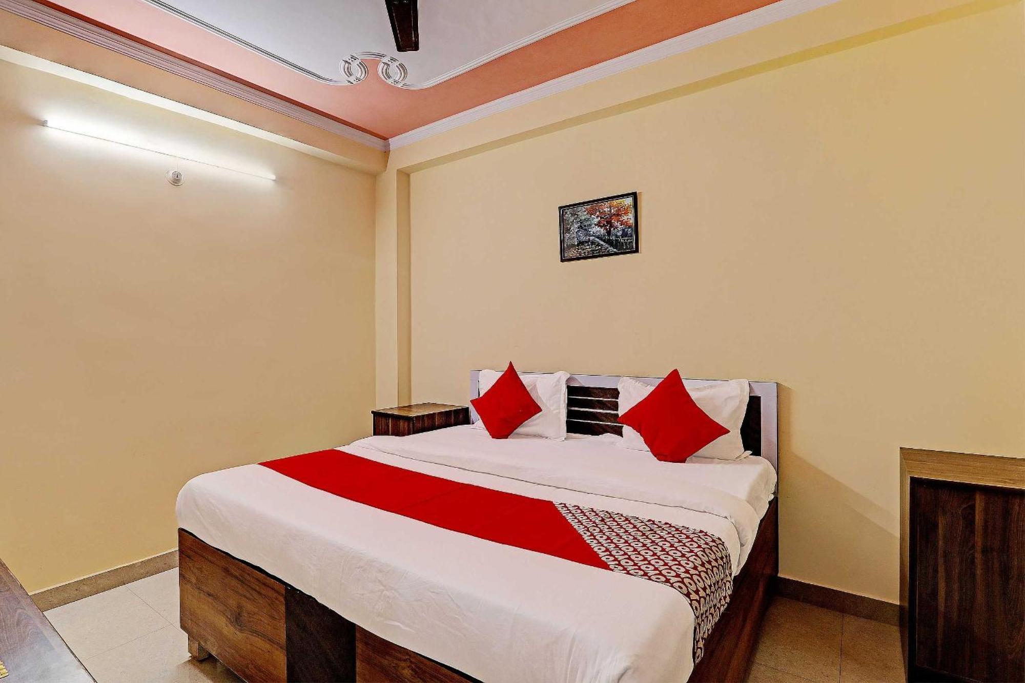 Super Hotel O Fort Inn Lucknow Exterior photo