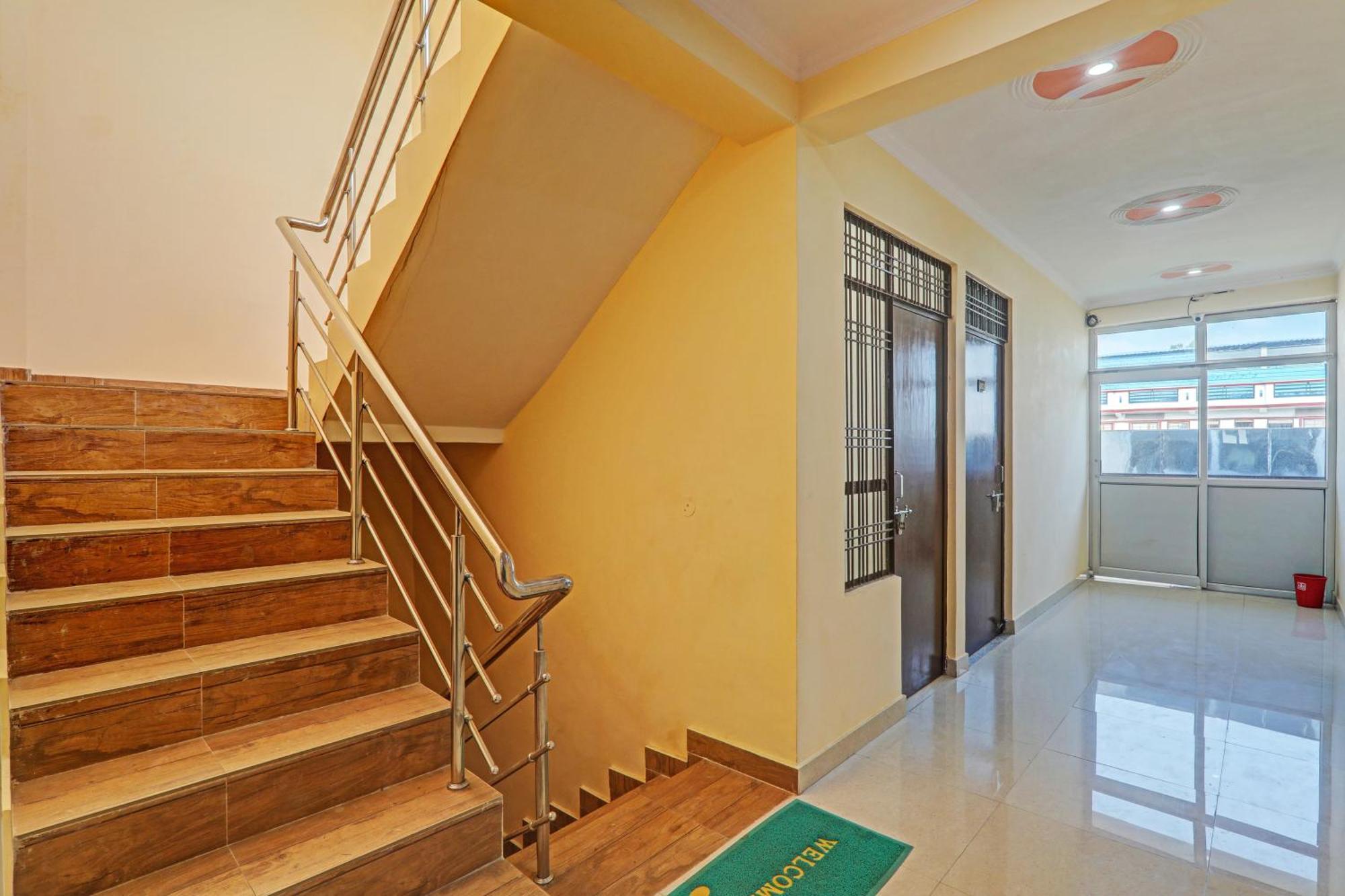 Super Hotel O Fort Inn Lucknow Exterior photo